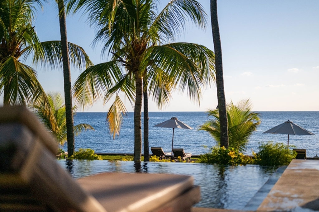 Bali ocean front hotel for sale