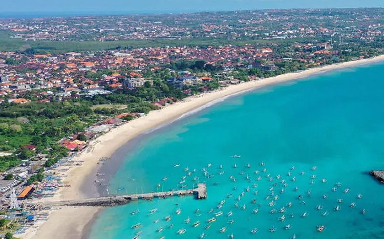 Bali Backpackers Tourism