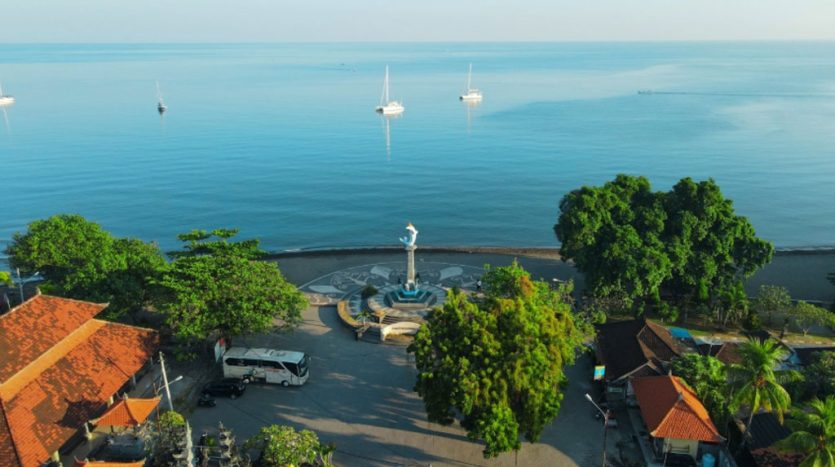 Lovina Bali Tourism